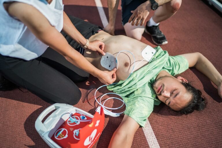 L&rsquo;histoire de la défibrillation en France.